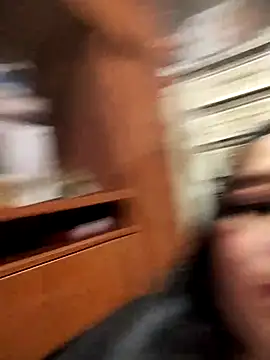 sara pineros online show from 10/27/25, 11:09