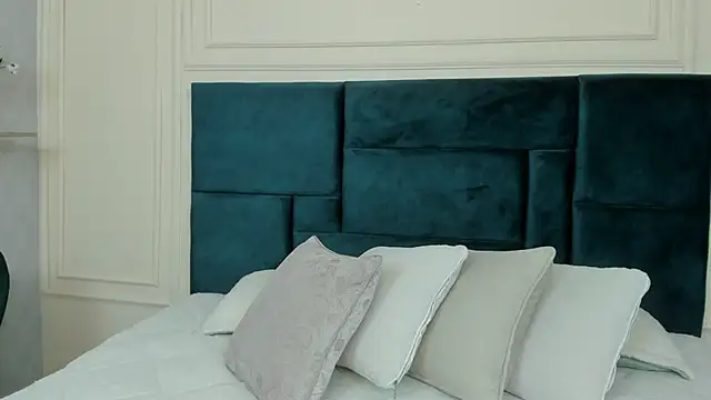 Charlotte Mayer online show from 02/24/25, 11:21