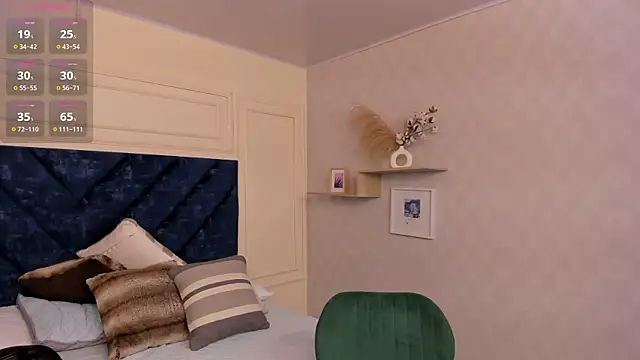 Charlotte Mayer online show from 10/24/25, 11:28