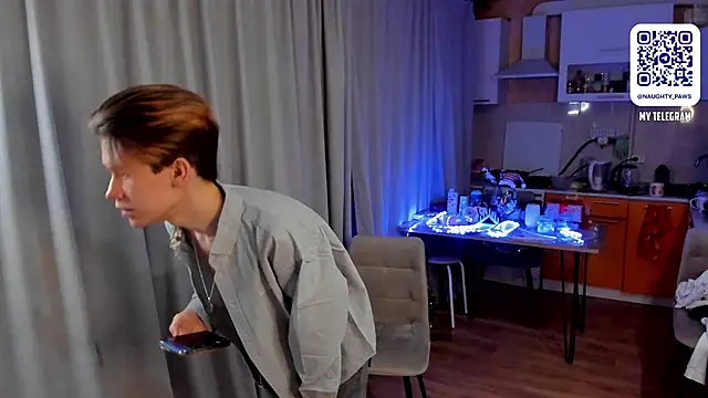 Snapshot of AndrewwCarter2 chatting on 03/09/25, 07:15 AndrewwCarter2 online show from 03/09/25, 07:15