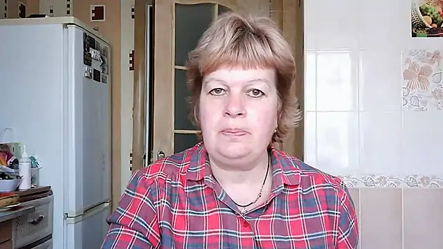 Ettie Tonia online show from 03/10/25, 07:53