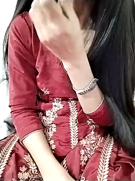 Snapshot of Cute-Ridhima chatting on 01/01/25, 04:39 Cute-Ridhima online show from 01/01/25, 04:39