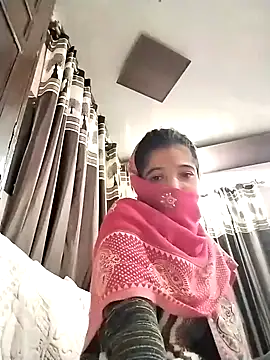 Snapshot of Cute-Ridhima chatting on 01/07/25, 06:45 Cute-Ridhima online show from 01/07/25, 06:45