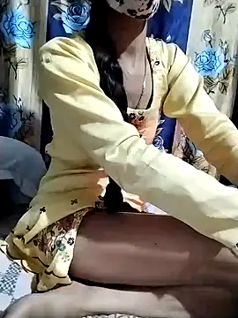 Snapshot of Cute-Ridhima chatting on 01/28/25, 02:53 Cute-Ridhima online show from 01/28/25, 02:53