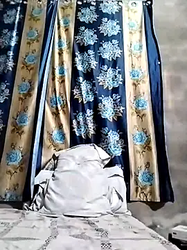 Snapshot of Cute-Ridhima chatting on 02/03/25, 11:42 Cute-Ridhima online show from 02/03/25, 11:42