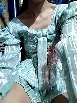 Snapshot of Cute-Ridhima chatting on 02/17/25, 03:04 Cute-Ridhima online show from 02/17/25, 03:04