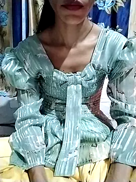 Snapshot of Cute-Ridhima chatting on 02/28/25, 11:14 Cute-Ridhima online show from 02/28/25, 11:14