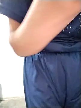 Snapshot of Cute-Ridhima chatting on 11/24/25, 03:39 Cute-Ridhima online show from 11/24/25, 03:39