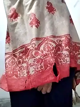 Snapshot of Cute-Ridhima chatting on 11/25/25, 03:39 Cute-Ridhima online show from 11/25/25, 03:39