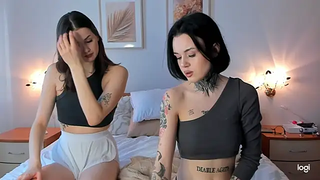 Snapshot of KeithTown chatting on 01/09/25, 08:13 KeithTown online show from 01/09/25, 08:13