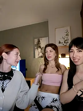 Snapshot of KeithTown chatting on 12/01/25, 05:51 KeithTown online show from 12/01/25, 05:51