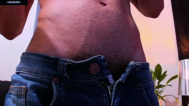 Snapshot of CruzVega chatting on 11/13/25, 01:15 CruzVega online show from 11/13/25, 01:15