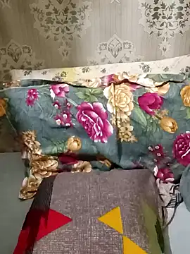 Snapshot of Dr_Kamsutra chatting on 12/18/24, 07:08 Dr Kamsutra online show from 12/18/24, 07:08