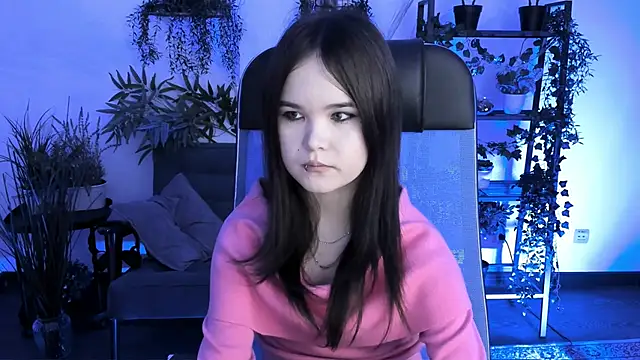 Elainebeness online show from 11/24/25, 08:30