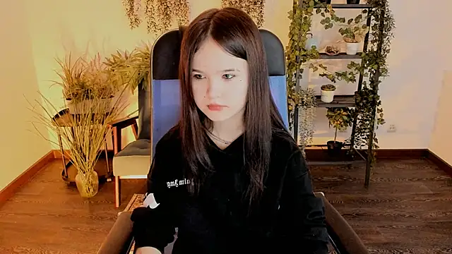 Elainebeness online show from 01/13/26, 07:30