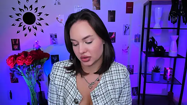 JaneWyatt online show from 03/06/25, 10:41