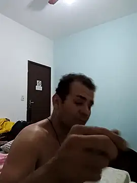 Snapshot of Gostozim7 chatting on 12/11/24, 03:24 Gostozim7 online show from 12/11/24, 03:24