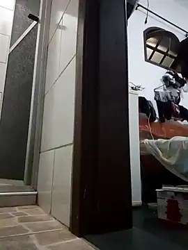 Snapshot of Gostozim7 chatting on 01/17/25, 01:57 Gostozim7 online show from 01/17/25, 01:57