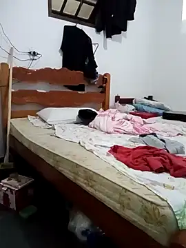 Snapshot of Gostozim7 chatting on 02/06/25, 01:05 Gostozim7 online show from 02/06/25, 01:05