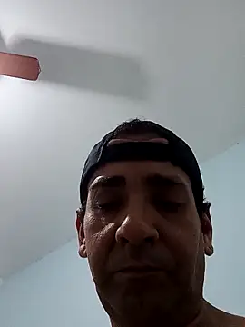 Snapshot of Gostozim7 chatting on 02/11/25, 05:16 Gostozim7 online show from 02/11/25, 05:16