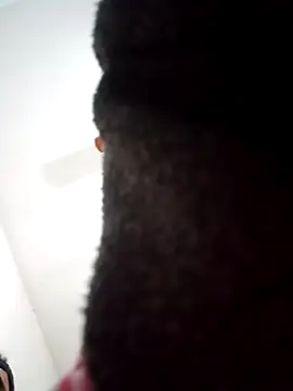 Snapshot of Gostozim7 chatting on 10/22/25, 05:24 Gostozim7 online show from 10/22/25, 05:24