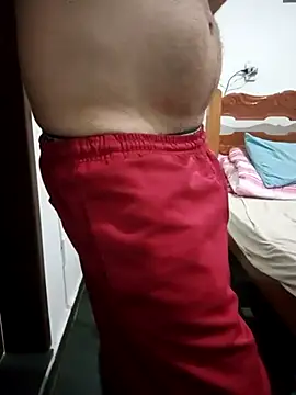 Snapshot of Gostozim7 chatting on 10/31/25, 05:52 Gostozim7 online show from 10/31/25, 05:52