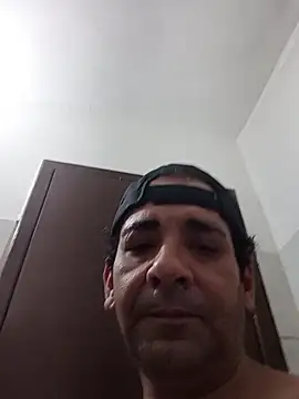 Snapshot of Gostozim7 chatting on 11/06/25, 06:53 Gostozim7 online show from 11/06/25, 06:53