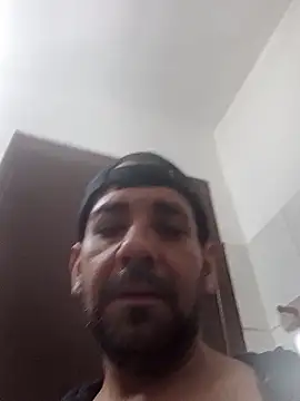 Snapshot of Gostozim7 chatting on 11/24/25, 06:18 Gostozim7 online show from 11/24/25, 06:18