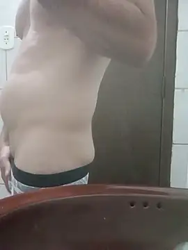 Snapshot of Gostozim7 chatting on 12/05/25, 03:48 Gostozim7 online show from 12/05/25, 03:48