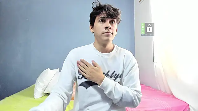 Snapshot of Kanterfun chatting on 03/04/25, 06:50 Kanterfun online show from 03/04/25, 06:50