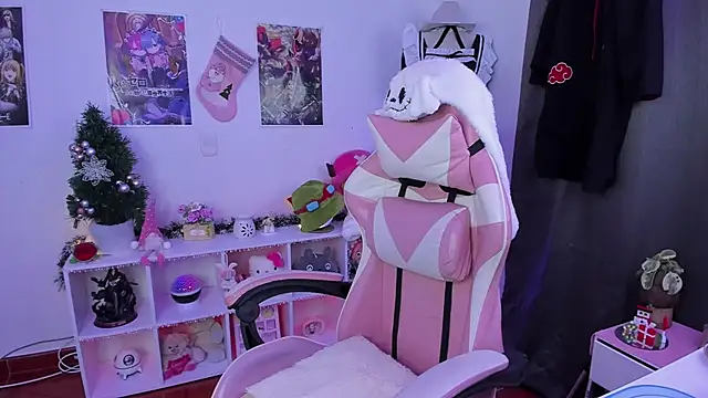 Snapshot of anyburkee chatting on 12/05/24, 05:04 anyburkee online show from 12/05/24, 05:04