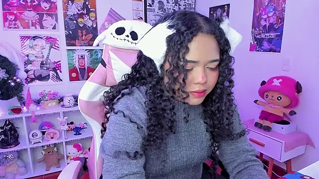 Snapshot of anyburkee chatting on 12/31/24, 05:22 anyburkee online show from 12/31/24, 05:22