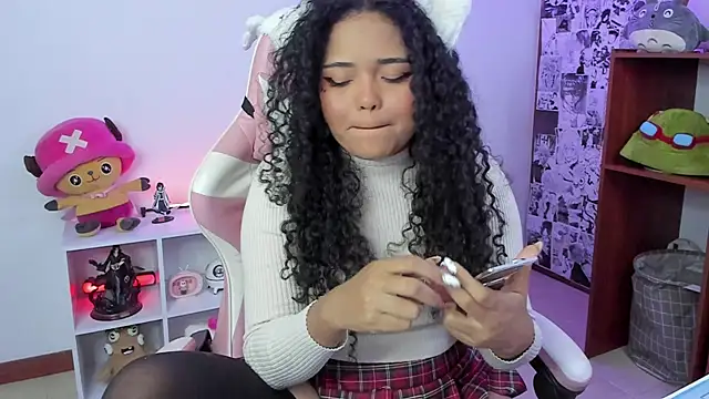 Snapshot of anyburkee chatting on 02/05/25, 04:48 anyburkee online show from 02/05/25, 04:48