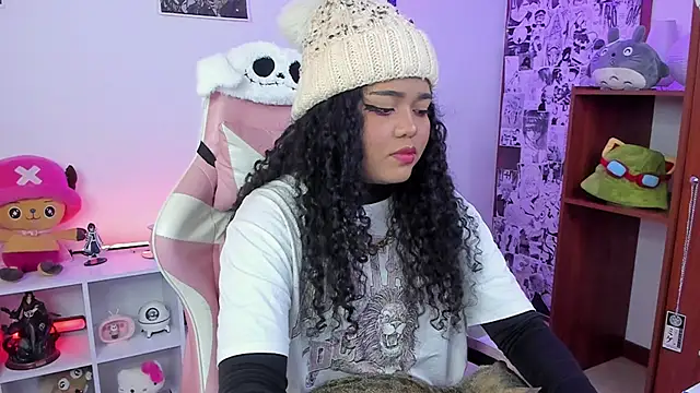 Snapshot of anyburkee chatting on 02/11/25, 06:40 anyburkee online show from 02/11/25, 06:40