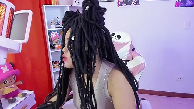 Snapshot of anyburkee chatting on 02/19/25, 09:06 anyburkee online show from 02/19/25, 09:06