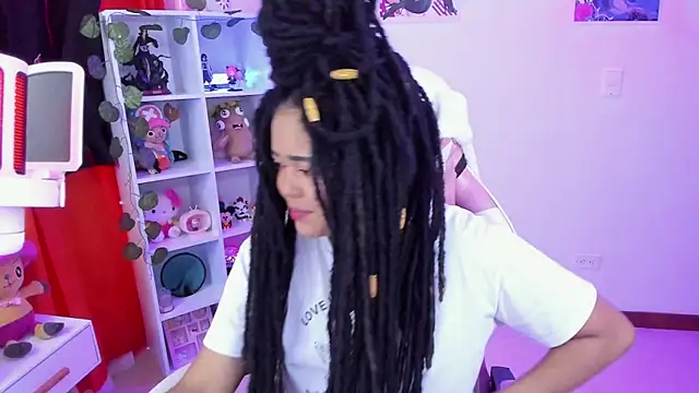 Snapshot of anyburkee chatting on 03/07/25, 04:57 anyburkee online show from 03/07/25, 04:57