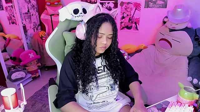 Snapshot of anyburkee chatting on 03/14/26, 05:13 anyburkee online show from 03/14/26, 05:13