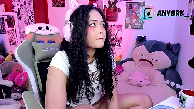 Snapshot of anyburkee chatting on 04/04/26, 05:49 anyburkee online show from 04/04/26, 05:49