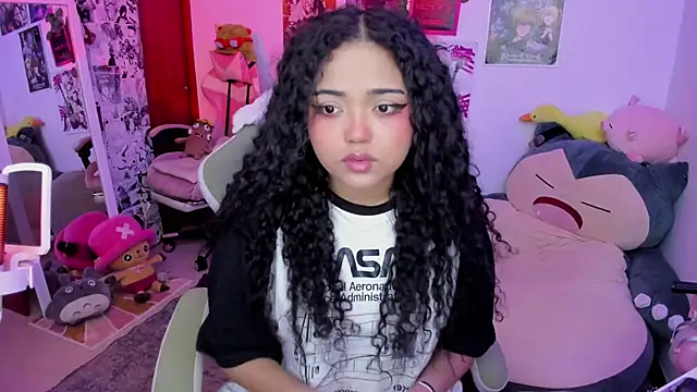 Snapshot of anyburkee chatting on 04/23/26, 05:19 anyburkee online show from 04/23/26, 05:19