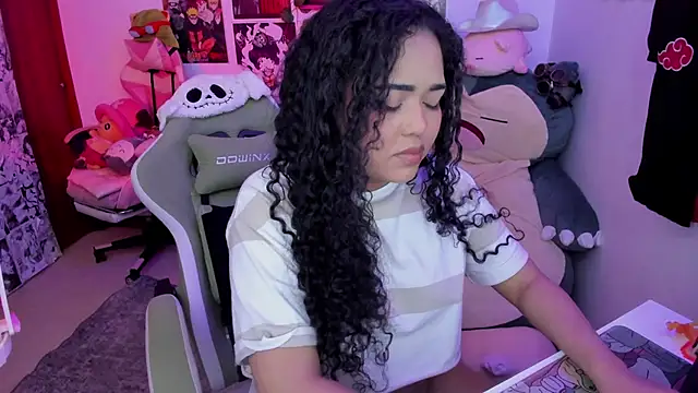 Snapshot of anyburkee chatting on 04/27/26, 04:32 anyburkee online show from 04/27/26, 04:32