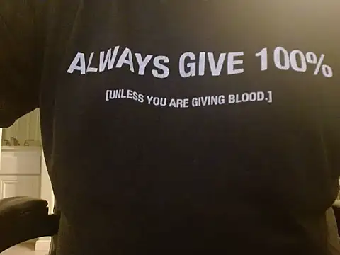 Snapshot of GirthBullger4You chatting on 09/09/25, 06:13 GirthBullger4You online show from 09/09/25, 06:13