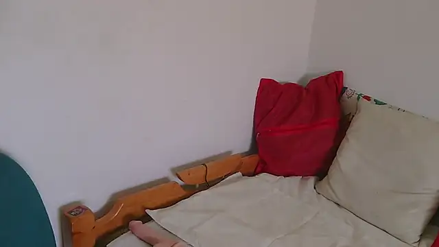 Miss oliviaa online show from 02/15/25, 08:33