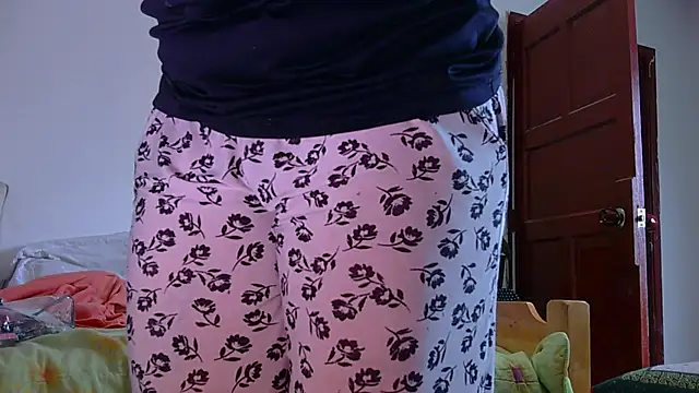 Miss oliviaa online show from 02/23/25, 10:09