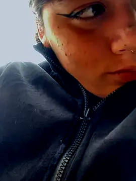 Miss oliviaa online show from 09/16/25, 04:08