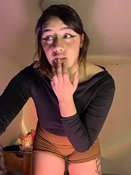 Miss oliviaa online show from 11/13/25, 01:48