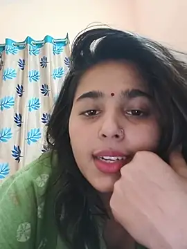 Snapshot of Sweet-Rani chatting on 05/14/26, 05:42 Sweet-Rani online show from 05/14/26, 05:42