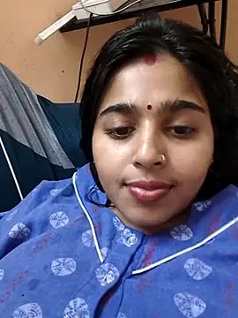 Snapshot of Sweet-Rani chatting on 05/15/26, 05:42 Sweet-Rani online show from 05/15/26, 05:42