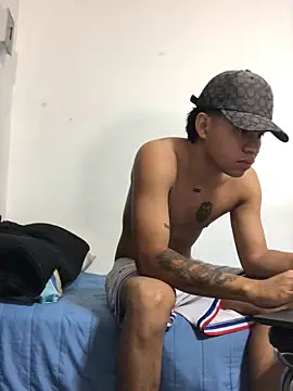 logannth online show from 11/29/25, 10:24