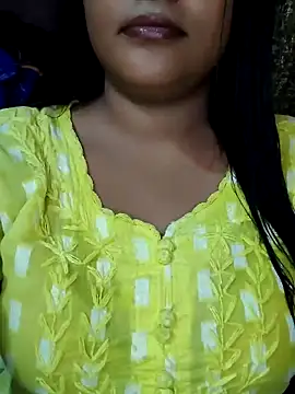 cutepragya2 online show from 10/05/25, 11:08