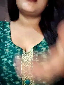 Snapshot of cutepragya2 chatting on 03/29/26, 05:40 cutepragya2 online show from 03/29/26, 05:40